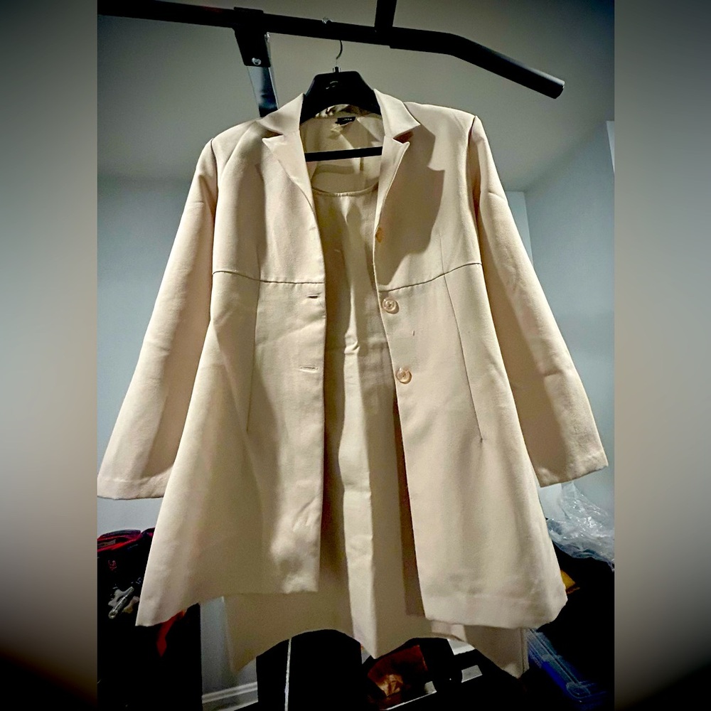 Essentials- classic Cream blazer and dress 2 pieces